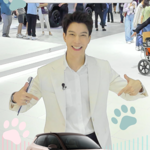 บริการจำหน่ายและเช่า PHOTOBOOTH INTERACTIVE AR+ พัฒนาระบบและออกแบบกราฟิกให้ตรงกับแบรนด์สินค้าและบริการของลูกค้าได้ ประหยัดงบการพัฒนาระบบใหม่และระยะเวลาในการดำเนินงาน เหมาะสำหรับกิจกรรมงานแต่ง งานเปิดตัวสินค้า งานออกบูธแสดงสินค้าและบริการ โดยความพิเศษของ Photobooth Interactive AR + ดังนี้ เล่นง่ายด้วยระบบจอสัมผัส สามารถ Detect เป็น AR สามารถ Tie-in รูปสินค้า โลโก้ และ รูปต่างๆที่เกี่ยวข้องกับธีมงานได้ สามารถทำเกมเล่นร่วมกับ Photobooth AR ได้ Dicut Background ตัดฉากพื้นหลัง แล้วแทรกภาพให้เข้ากับธีมงานได้ ออกแบบเฟรม ประกอบภาพหรือวิดีโอได้ สามารถบันทึกได้ทั้งไฟล์ภาพนิ่งและคลิปวิดีโอสั้นได้ สามารถ Download ภาพหรือคลิปวิดีโอที่เล่นได้ผ่านออนไลน์ โดยการสแกน QR Code ในการดาวน์โหลด เพื่อง่ายต่อการแชร์ให้ผู้ร่วมงาน สามารถสั่งปริ้นรูปหน้างานได้